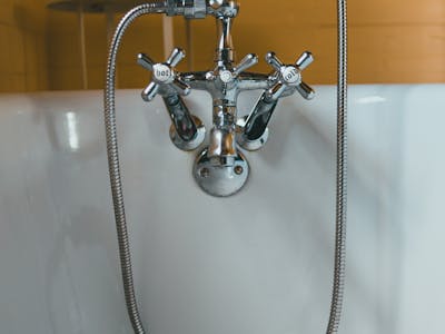 Walk-In Tub